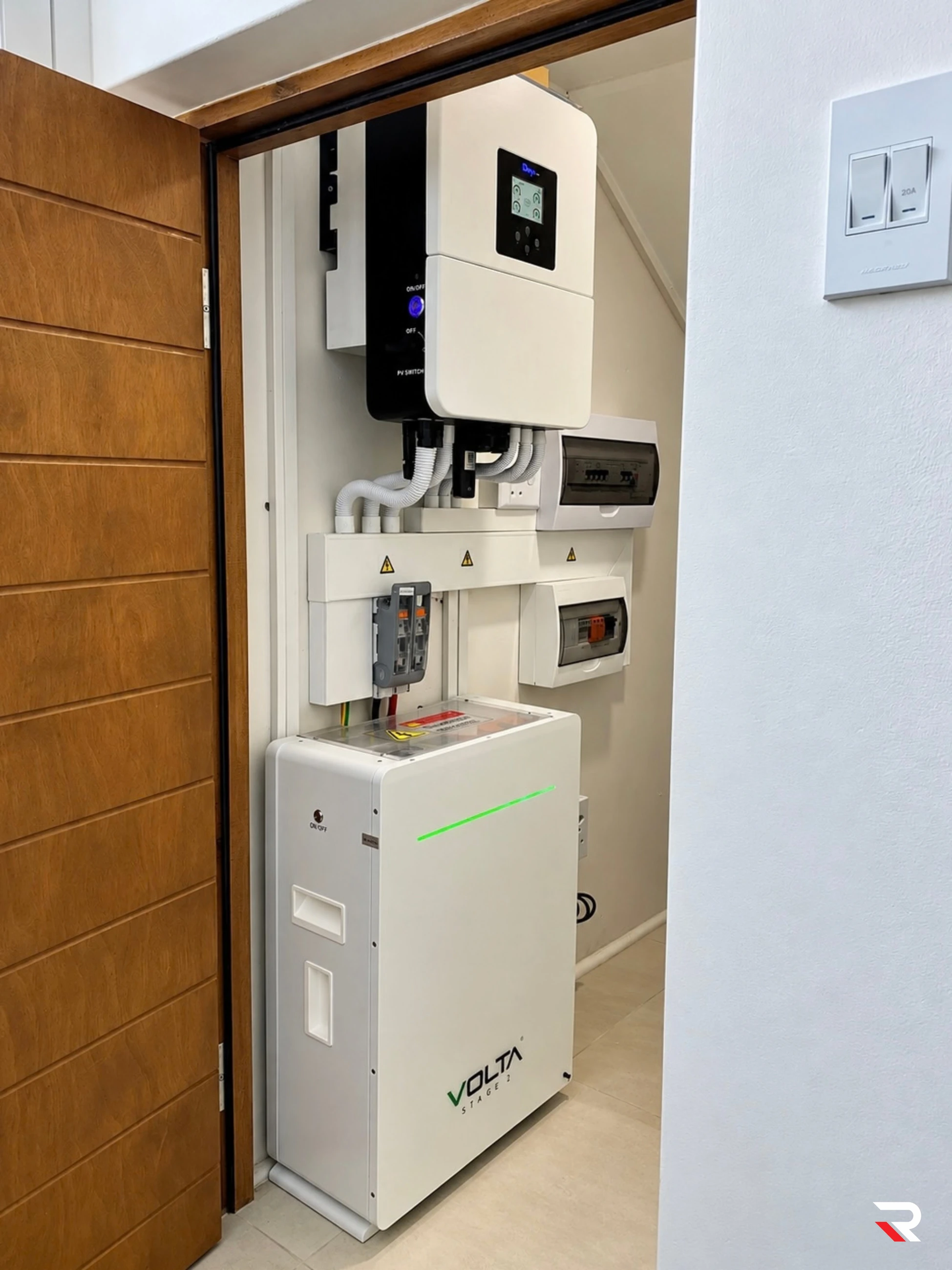 Solar inverter and battery equipment from a Redline installation